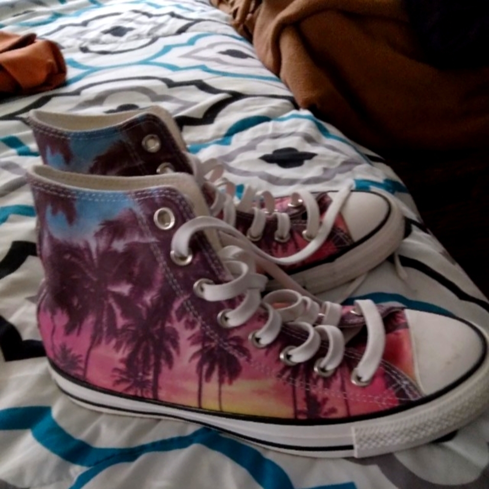 Converse high-topped Sneakers